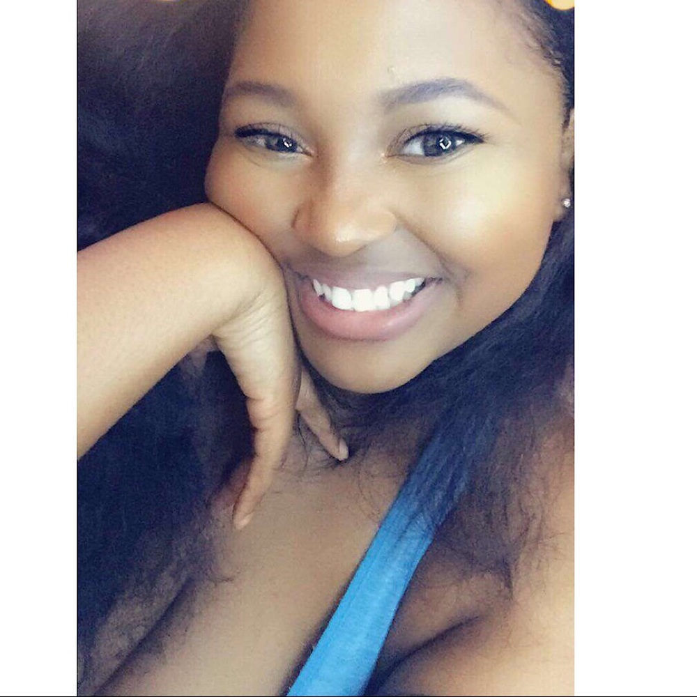 Meet your Posher, Joi